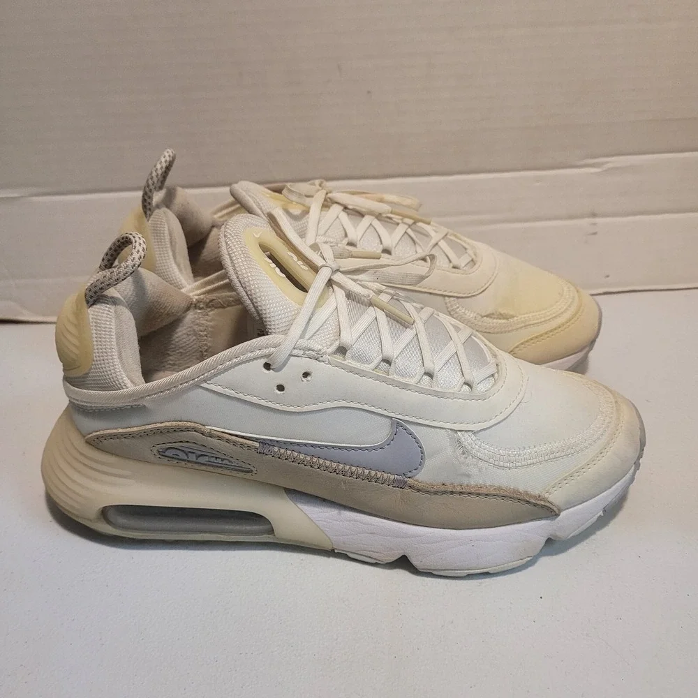 Nike Air Max 2090 Women's Shoes Size 7 (DA8702-100) White Tan